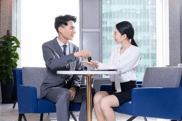 诚聘各岗位人才，共创美满商场生活